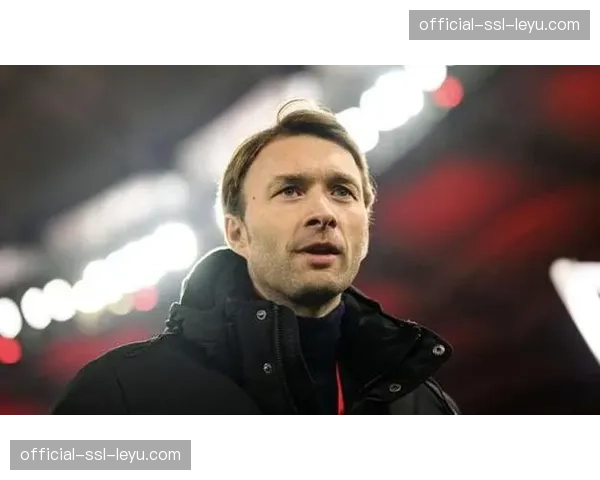 勒沃库森总监罗尔费斯接受专访，谈球队建队哲学与年轻球员培养