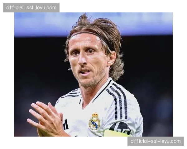 莫德里奇独家专访：谈在皇马的未来、克罗地亚黄金一代与国家队谢幕战