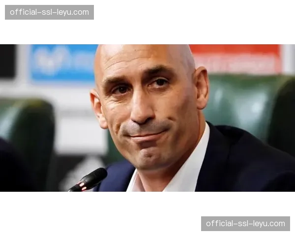 前西班牙足协主席卢比亚莱斯“强吻案”宣判在即，检方求刑两年半